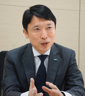 Yasushi Watanabe