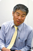 Manager of Life & Living Epoxy Sales Department, Coating Materials Sales Division Masanori Suzuki