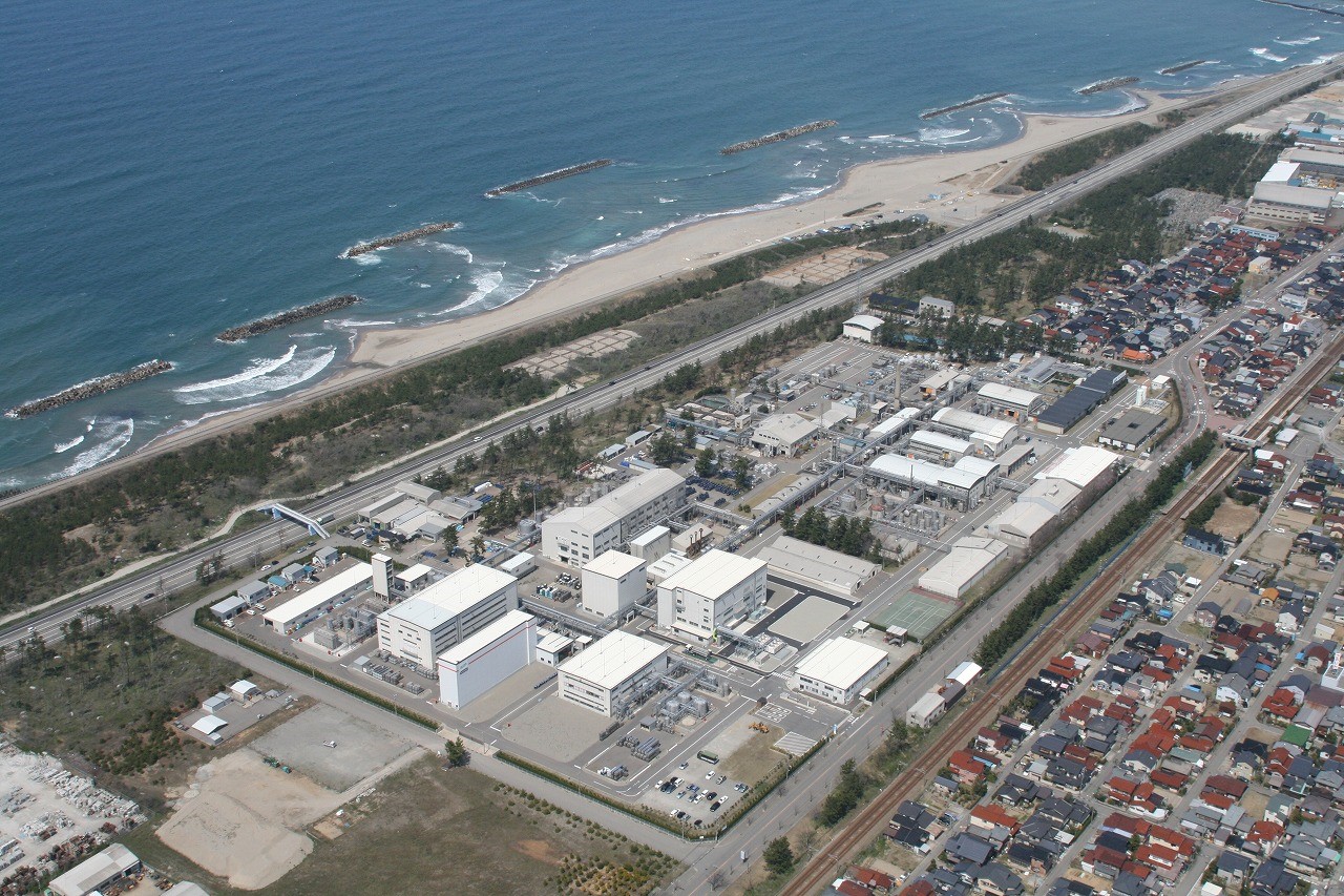 DIC’s Hokuriku Plant, which has been fitted with three new multireaction tanks